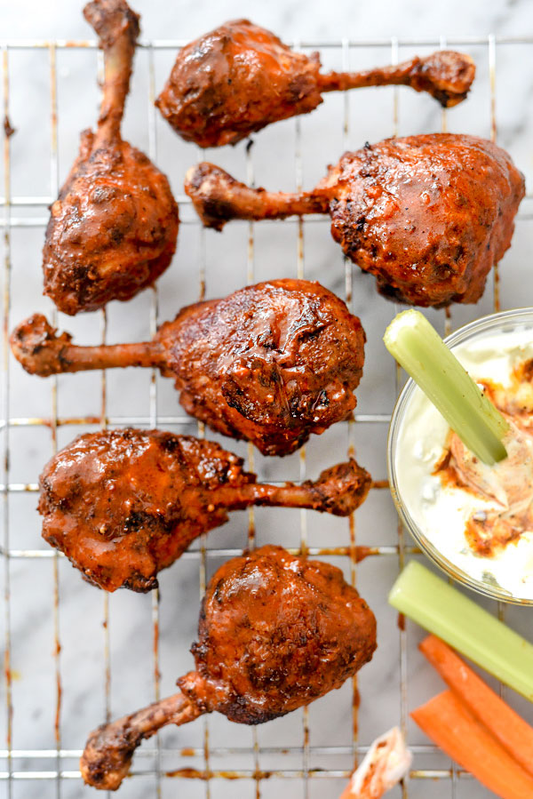 Pilons de poulet Buffalo | foodiecrush.com