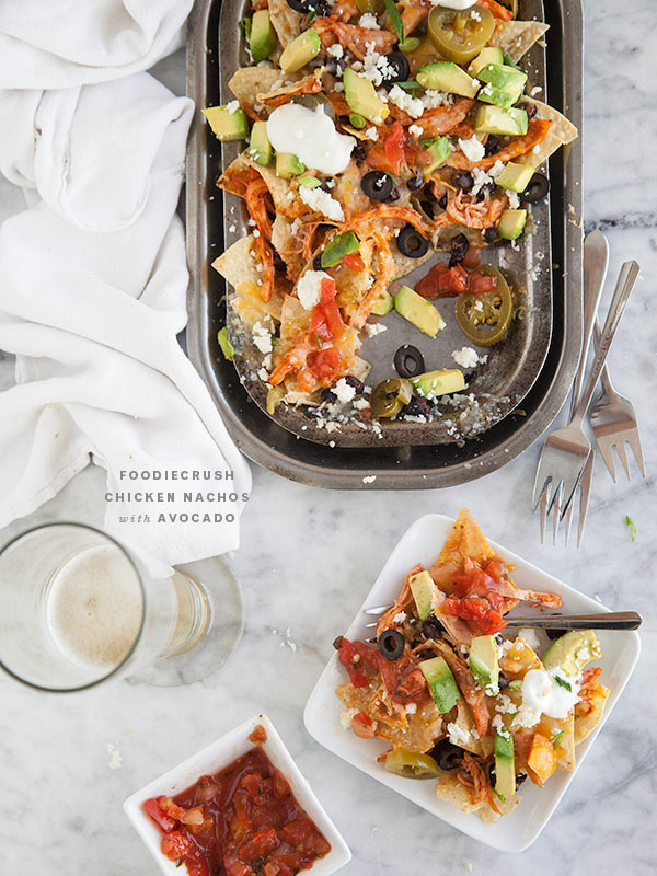 Nachos de poulet à l'avocat || FoodieCrush