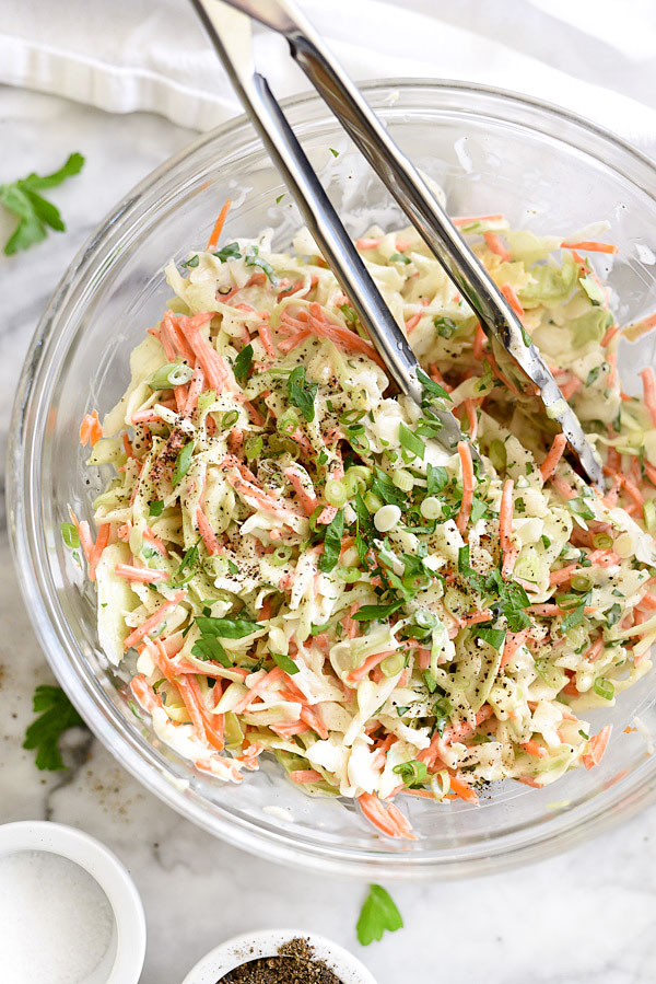 Comment préparer la meilleure salade de chou crémeuse foodiecrush.com