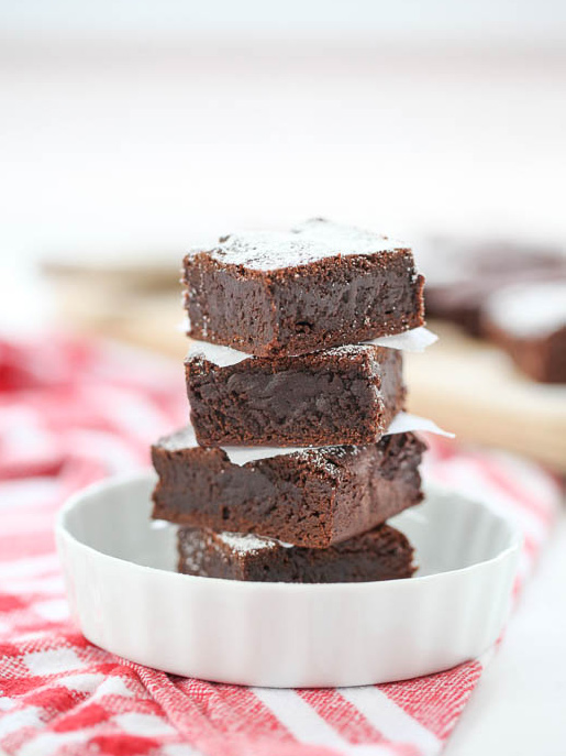 Brownies au chocolat noir | foodiecrush.com