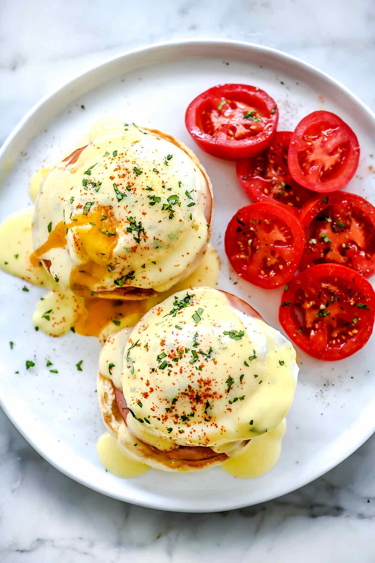 Comment préparer les MEILLEURS œufs bénédictins | foodiecrush.com