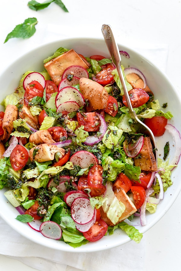 La meilleure salade Fattoush | foodiecrush.com