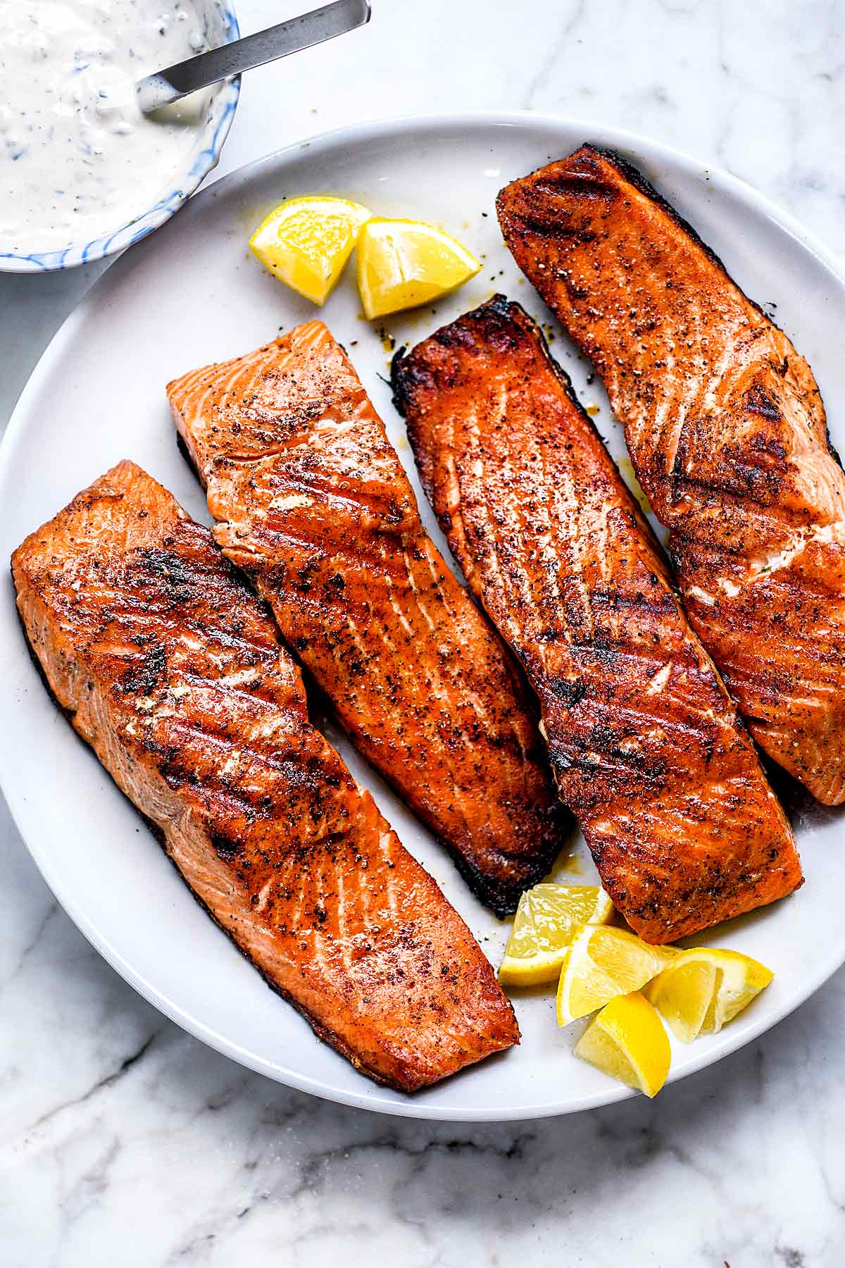 Le meilleur saumon grillé | foodiecrush.com #salmon #recipes #grilled