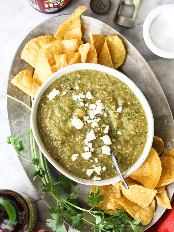 Comment préparer la salsa verde sur foodiecrush.com