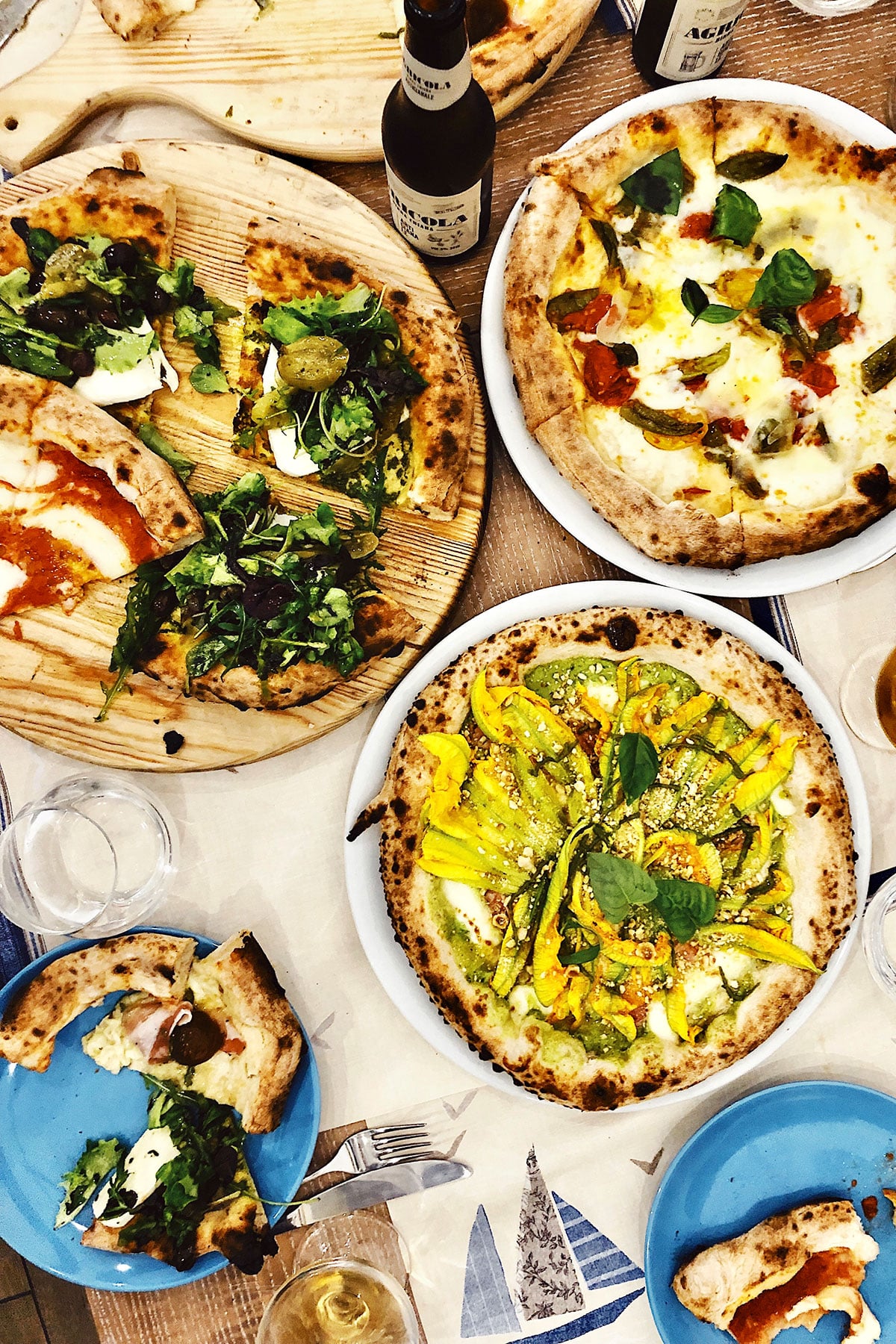 Naples Italie Pizza foodiecrush.com