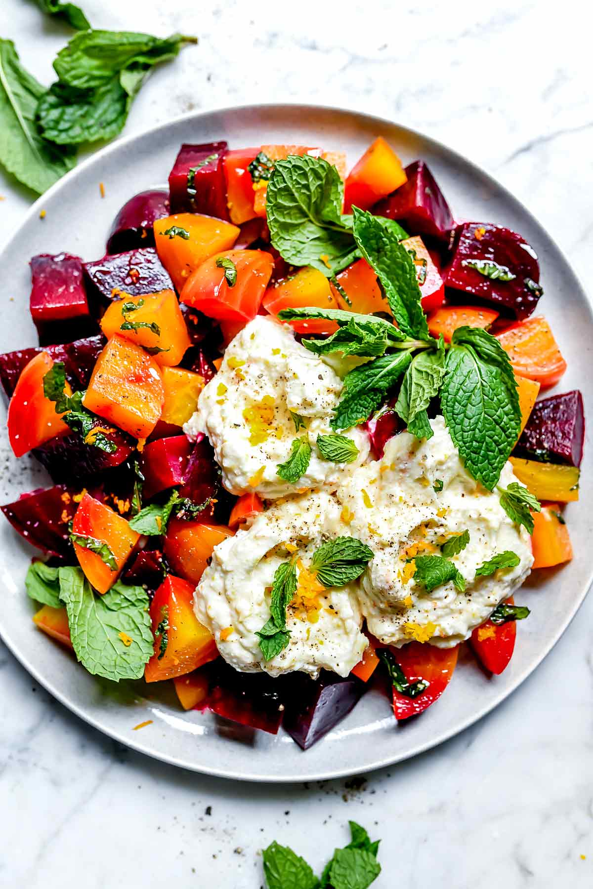 Salade de betteraves rôties et de ricotta | foodiecrush.com