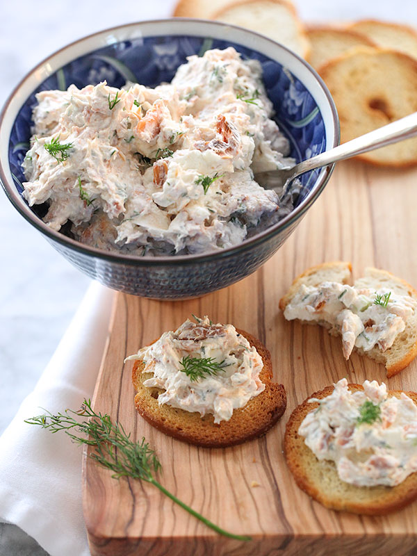 Tartinade de saumon fumé | foodiecrush.com