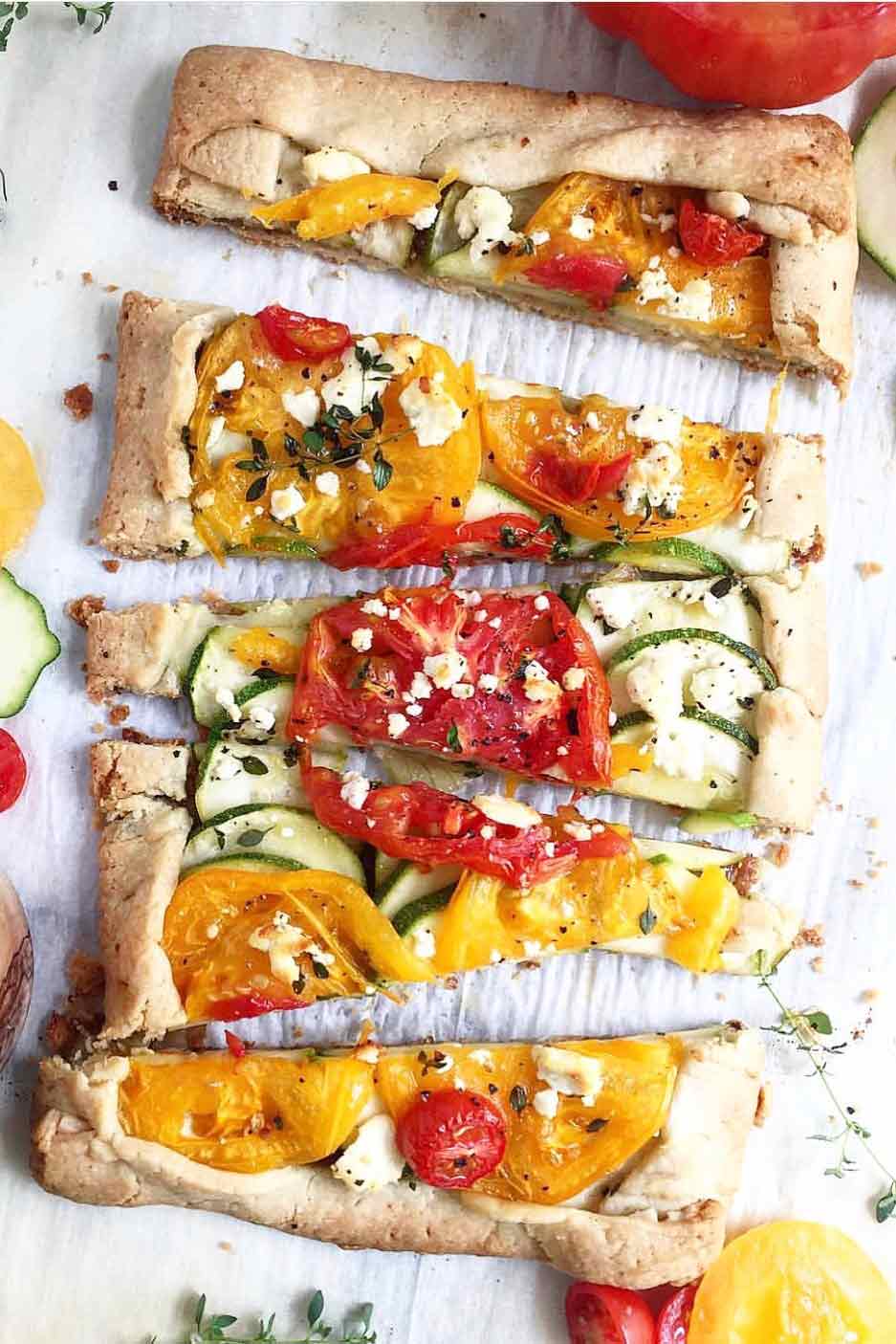 Tarte aux tomates et courgettes avec fromage feta | foodiecrush.com