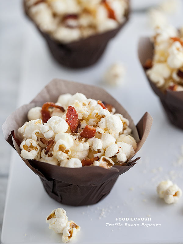 Popcorn au bacon et aux truffes || FoodieCrush #recipe
