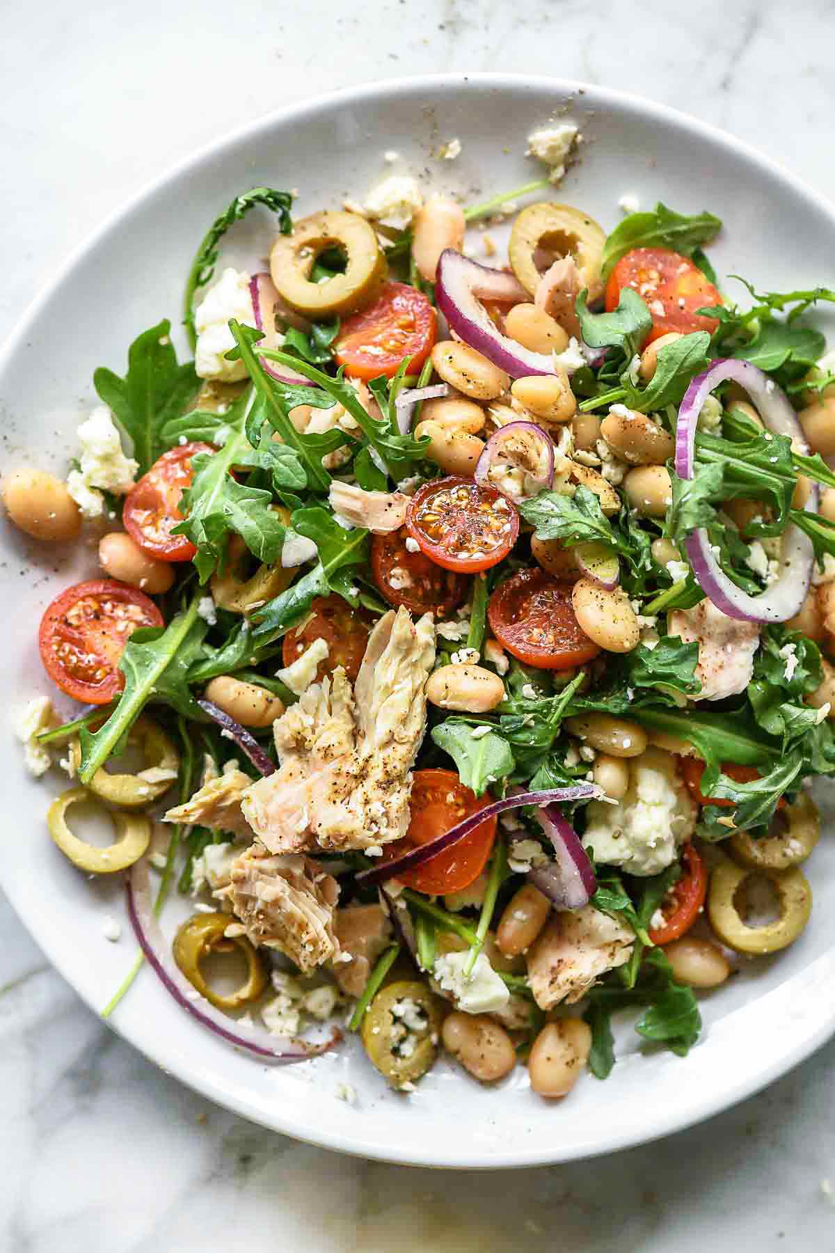 Salade de thon et haricots blancs à la toscane | foodiecrush.com #salade #santé #recettes #thon #tuscan